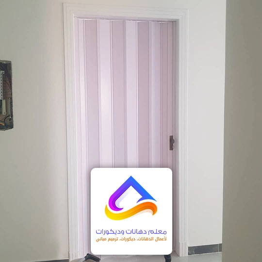 تصليح باب اكورديون الرياض